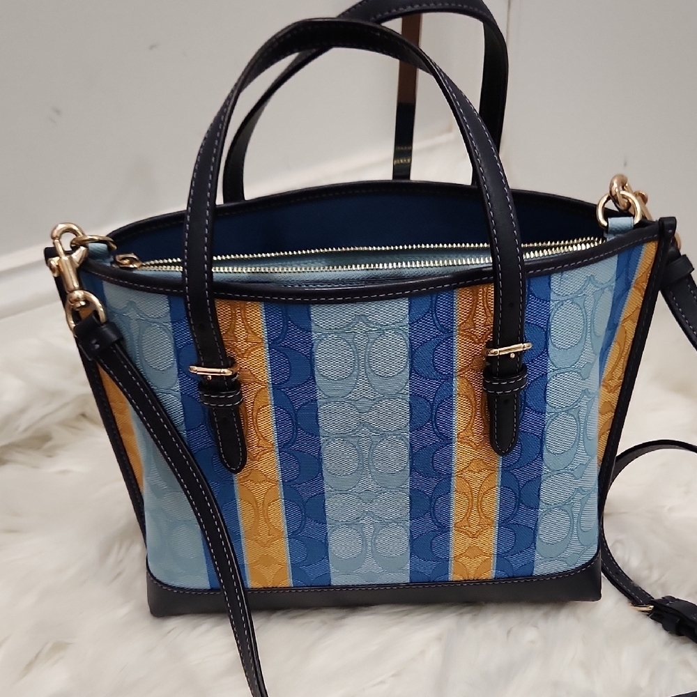 💙🔹️Coach🔹 Mollie Tote 25 Signature Jacquard With Stripes And Matching Wallet - Picture 10 of 17
